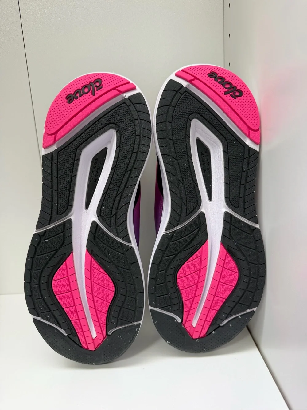 Clove Limited Edition Women’s Alto Healthcare Shoes Size 8.5
